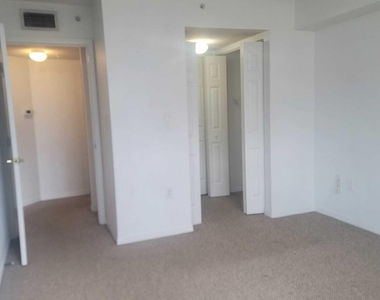 1801 N Flagler Drive - Photo Thumbnail 11