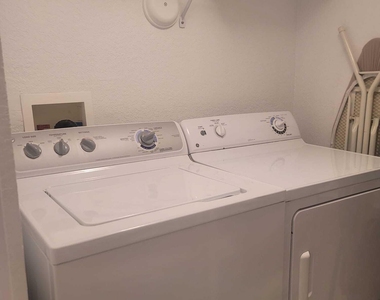 1801 N Flagler Drive - Photo Thumbnail 13
