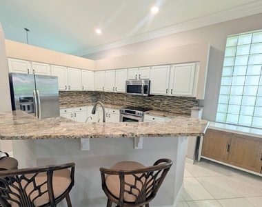 7628 Eagle Point Drive - Photo Thumbnail 38