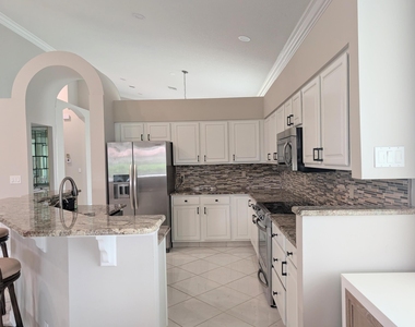 7628 Eagle Point Drive - Photo Thumbnail 37