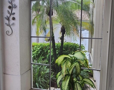 7628 Eagle Point Drive - Photo Thumbnail 5