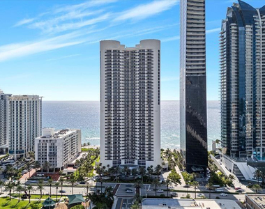 17201 Collins Avenue - Photo Thumbnail 26