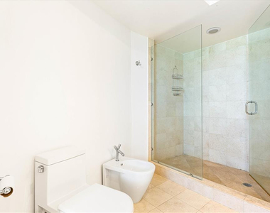 17201 Collins Avenue - Photo Thumbnail 23