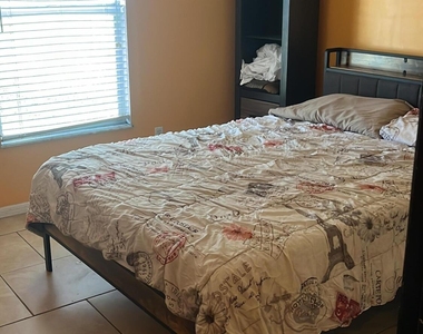 1698 Sw Flint Street - Photo Thumbnail 21