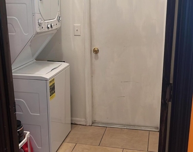 1698 Sw Flint Street - Photo Thumbnail 15