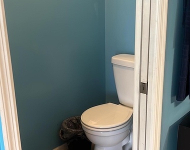 1698 Sw Flint Street - Photo Thumbnail 20