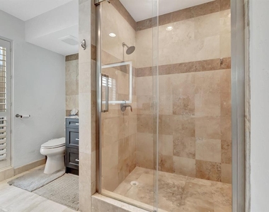 4450 Ne 23rd Avenue - Photo Thumbnail 21