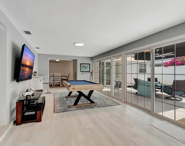 4450 Ne 23rd Avenue - Photo Thumbnail 14