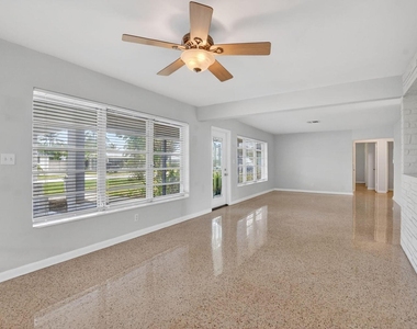 456 Ne 28th Terrace - Photo Thumbnail 6