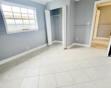2021 Nw 64th Avenue - Photo Thumbnail 18