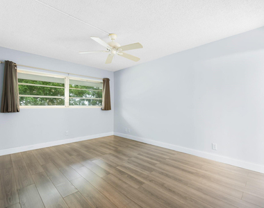 1340 Ne 28th Avenue - Photo Thumbnail 3