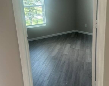 751 Sw General Patton Terrace - Photo Thumbnail 13