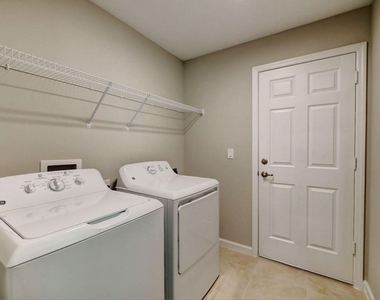 751 Sw General Patton Terrace - Photo Thumbnail 9
