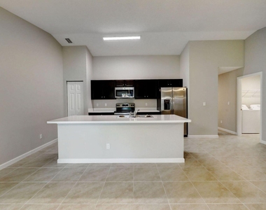 751 Sw General Patton Terrace - Photo Thumbnail 3