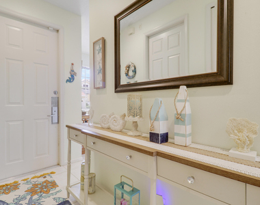 9222 Wentworth Lane - Photo Thumbnail 3