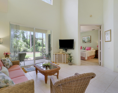 9222 Wentworth Lane - Photo Thumbnail 17