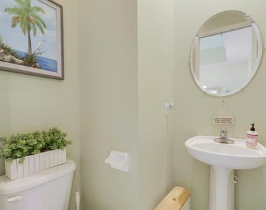 9222 Wentworth Lane - Photo Thumbnail 11