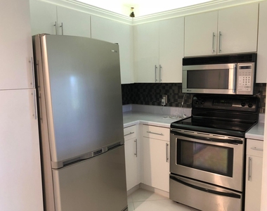 10730 Nw 14th Street - Photo Thumbnail 7