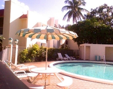 608 Nw 13th Street - Photo Thumbnail 25