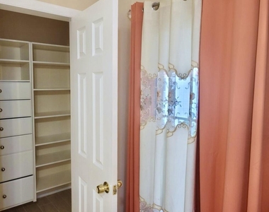 608 Nw 13th Street - Photo Thumbnail 12