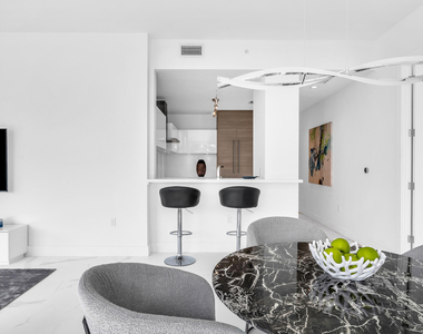155 E Boca Raton Road - Photo Thumbnail 9