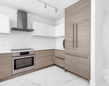 155 E Boca Raton Road - Photo Thumbnail 1