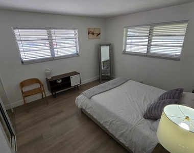 704 Ne 8th Street - Photo Thumbnail 5