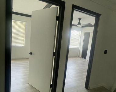 4674 Lakeside Circle - Photo Thumbnail 5