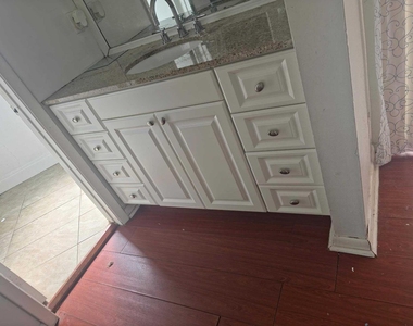 8953 W Sunrise Boulevard - Photo Thumbnail 11
