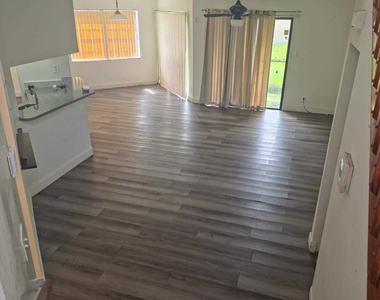 8953 W Sunrise Boulevard - Photo Thumbnail 8