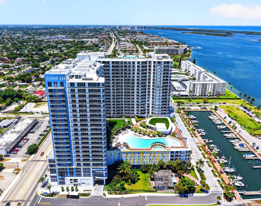 220 Lake Shore Drive - Photo Thumbnail 84