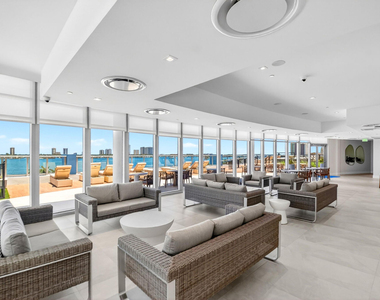 220 Lake Shore Drive - Photo Thumbnail 62