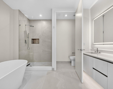 220 Lake Shore Drive - Photo Thumbnail 29
