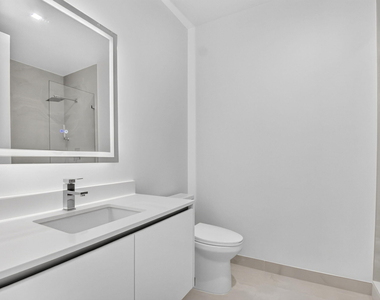 220 Lake Shore Drive - Photo Thumbnail 38