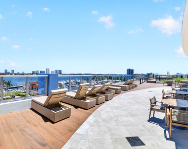 220 Lake Shore Drive - Photo Thumbnail 63