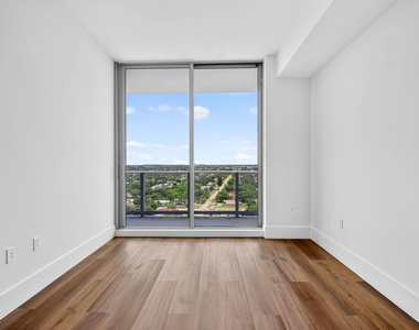 220 Lake Shore Drive - Photo Thumbnail 41