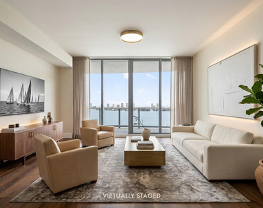 220 Lake Shore Drive - Photo Thumbnail 3