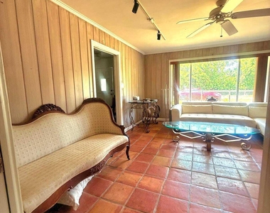 13886 N 22nd Road N - Photo Thumbnail 20