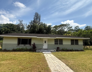 13886 N 22nd Road N - Photo Thumbnail 2