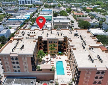 511 Lucerne Avenue - Photo Thumbnail 36