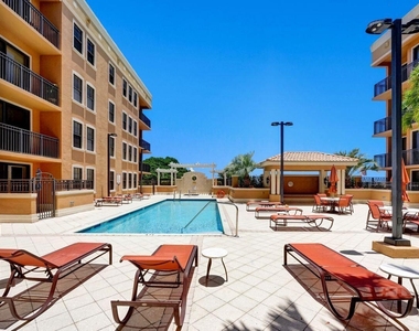 511 Lucerne Avenue - Photo Thumbnail 30