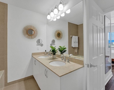 511 Lucerne Avenue - Photo Thumbnail 25