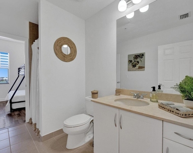 511 Lucerne Avenue - Photo Thumbnail 15