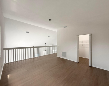 21440 Millbrook Court - Photo Thumbnail 10