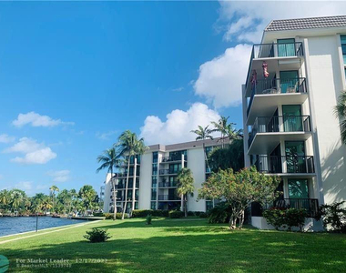 1101 River Reach Drive - Photo Thumbnail 7