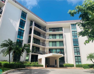 1101 River Reach Drive - Photo Thumbnail 2