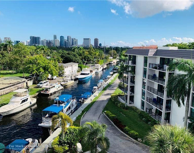 1101 River Reach Drive - Photo Thumbnail 5