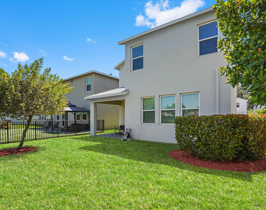 1826 Lake Cove Drive - Photo Thumbnail 35