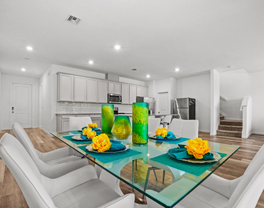 1826 Lake Cove Drive - Photo Thumbnail 8
