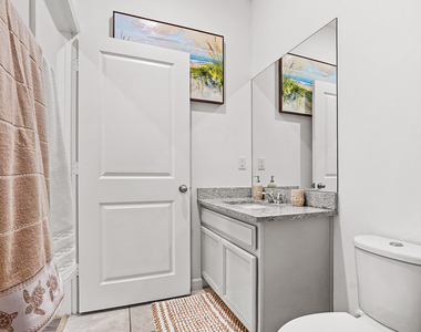 1826 Lake Cove Drive - Photo Thumbnail 10